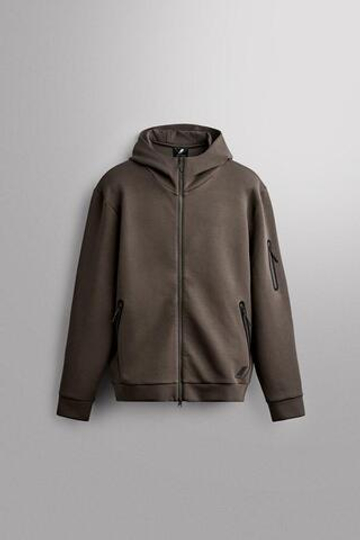 ZARA ТЕХНОЛОГИЧНОЕ ХУДИ НА МОЛНИИ, ТЕМНО-КОРИЧНЕВЫЙ