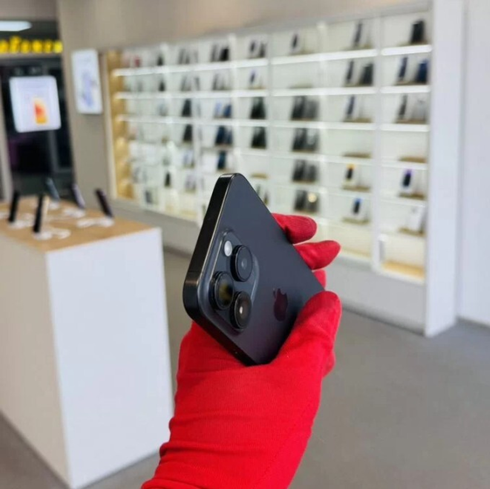 iPhone 15 Pro, 256 ГБ б/у