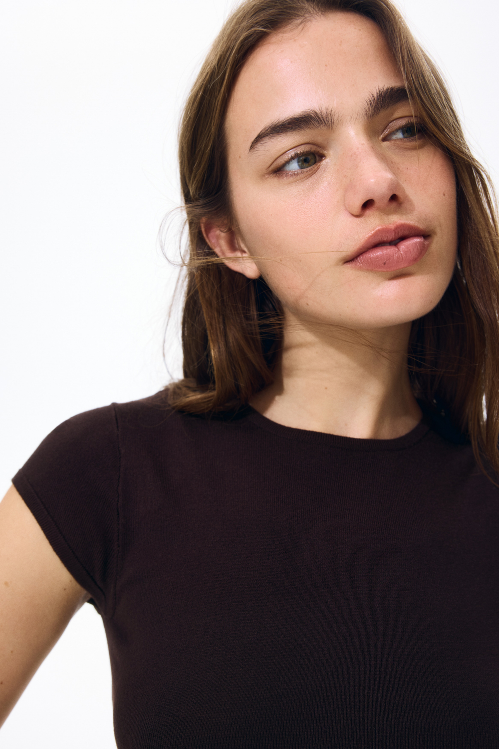Тонкий вязаный топ с рукавами-крылышками - H&M