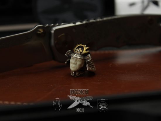 Складной нож Spartan Blades Hersey Folder "KOI"  SB/SF5KOI c клинком из стали CPM-S45VN, рукоять титан