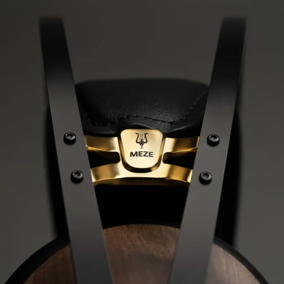 Meze 99 Classics 2nd Gen Black/Walnut Wood