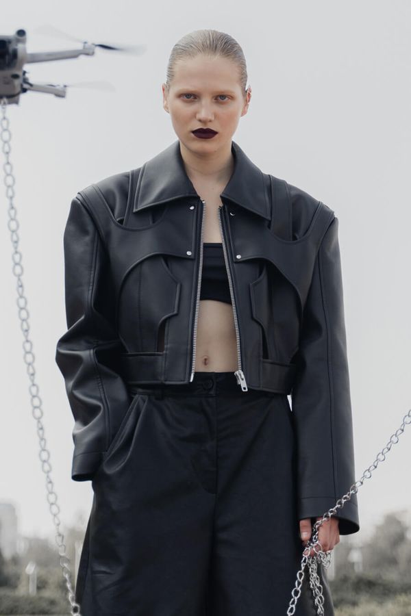 Косуха Hadid