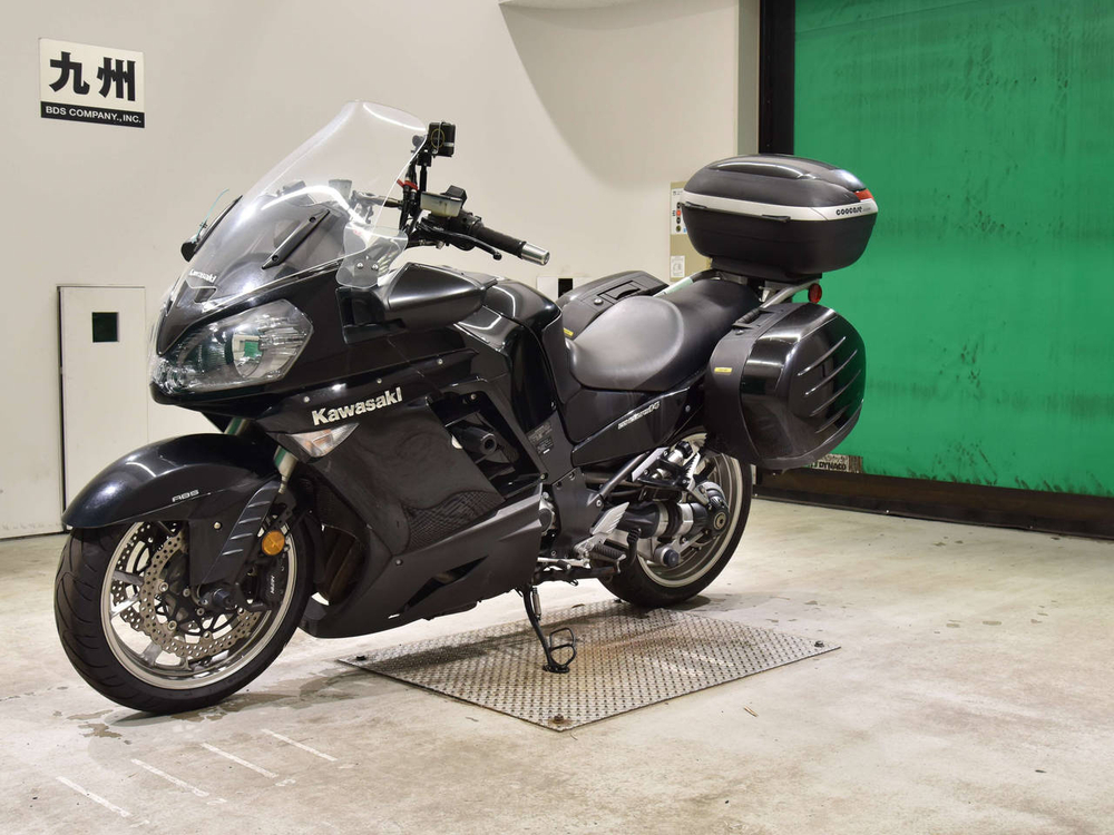Kawasaki 1400GTR	2009