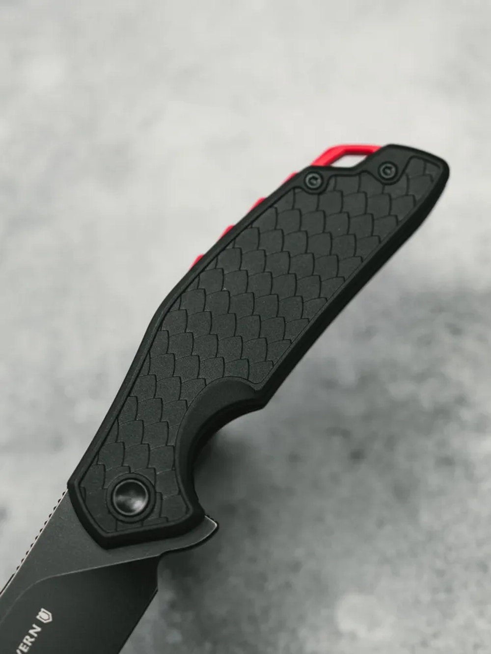 Нож cкладной Mr.Blade MB750 Wyvern (BSW, FRN Black)