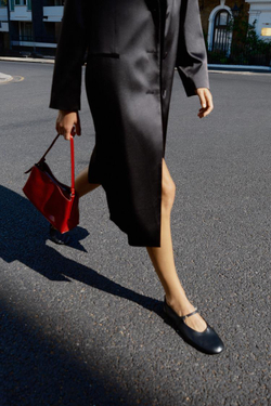 ZARA КОЖАНЫЕ БАЛЕТКИ, ЧЕРНЫЙ