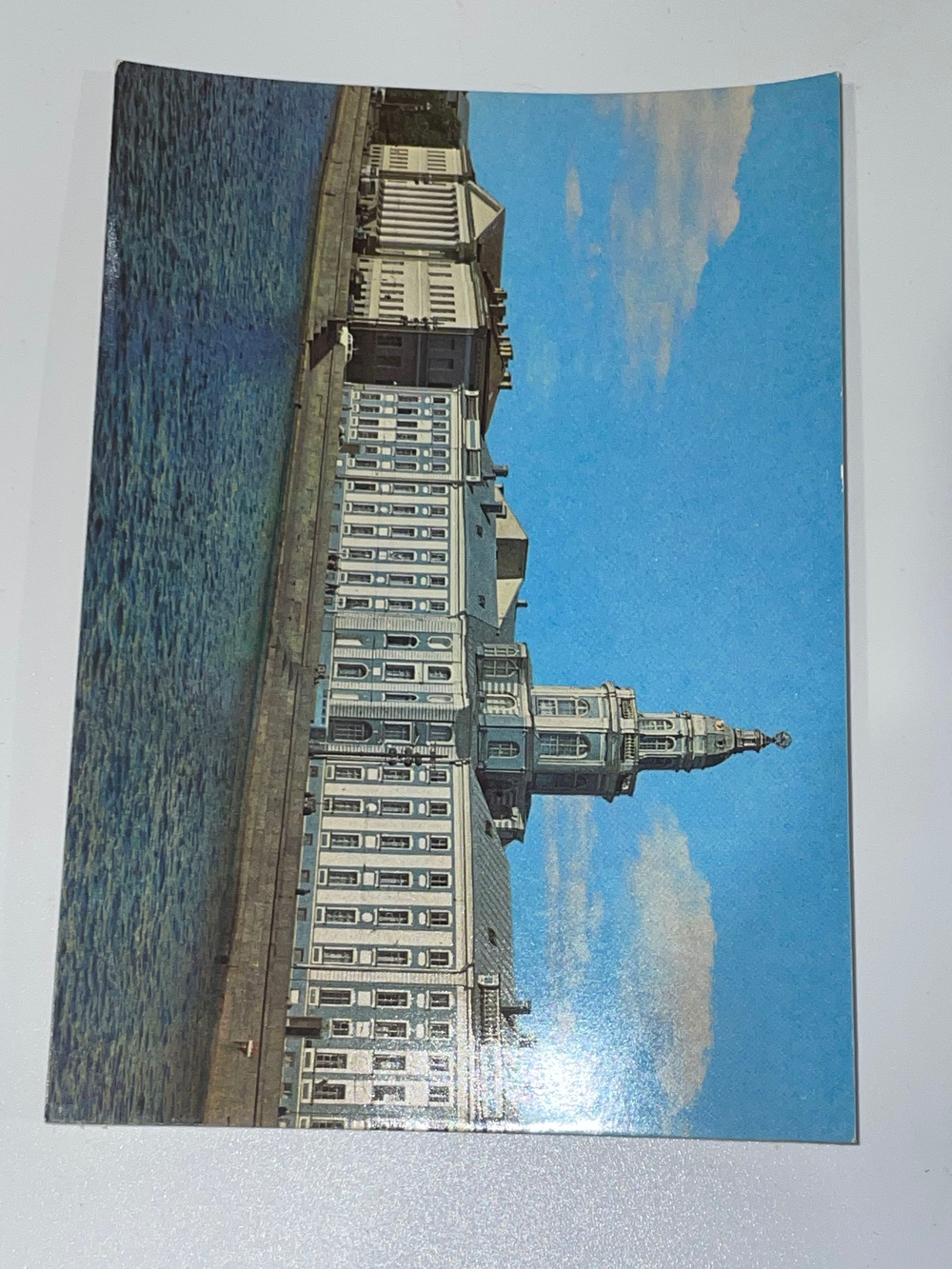 Открытка Ленинград. Кунсткамера. Памятник архитектуры ХVIII века.