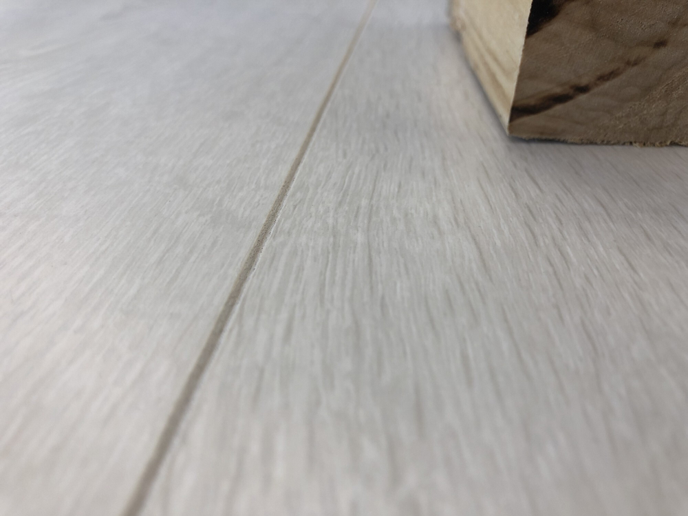 Ламинат Woodstyle BRAVO (Egger) 8/33 Дуб Хайберг H2965 - Магазин напольных покрытий в Екатеринбурге. MAXI ПОЛ