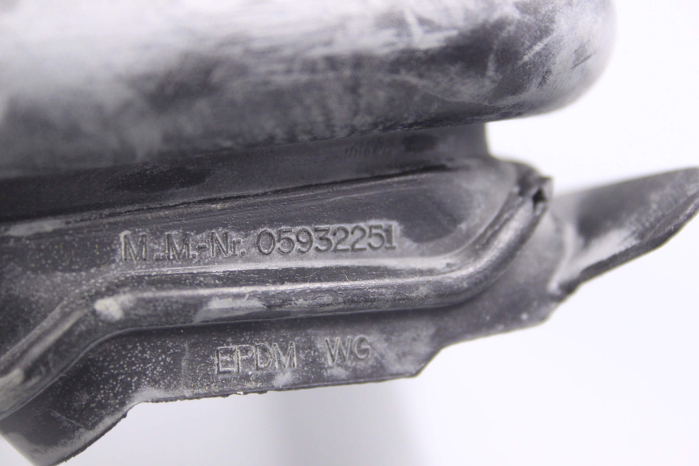 Уплотнитель сушки 05932251 посудомоечной машины Miele