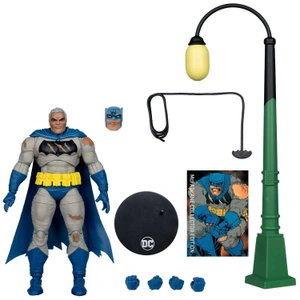 Фигурка McFarlane DC Comics Dark Knight Returns Batman Battle Damage (Blue)