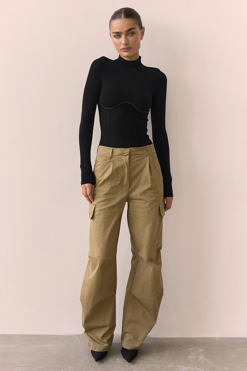 Водолазка c корсетными линиями BASIC Чёрный