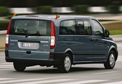 Накладка крышки багажника Mercedes Vito W639 (Polcar)