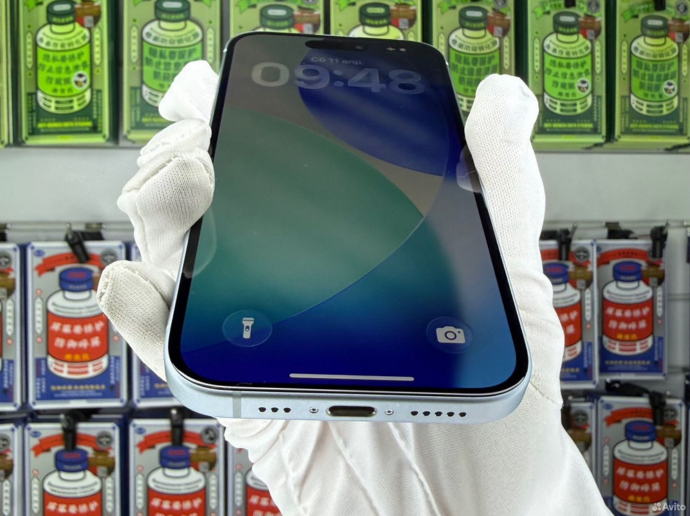 iPhone 15, 128 ГБ, SIM + eSIM б/у