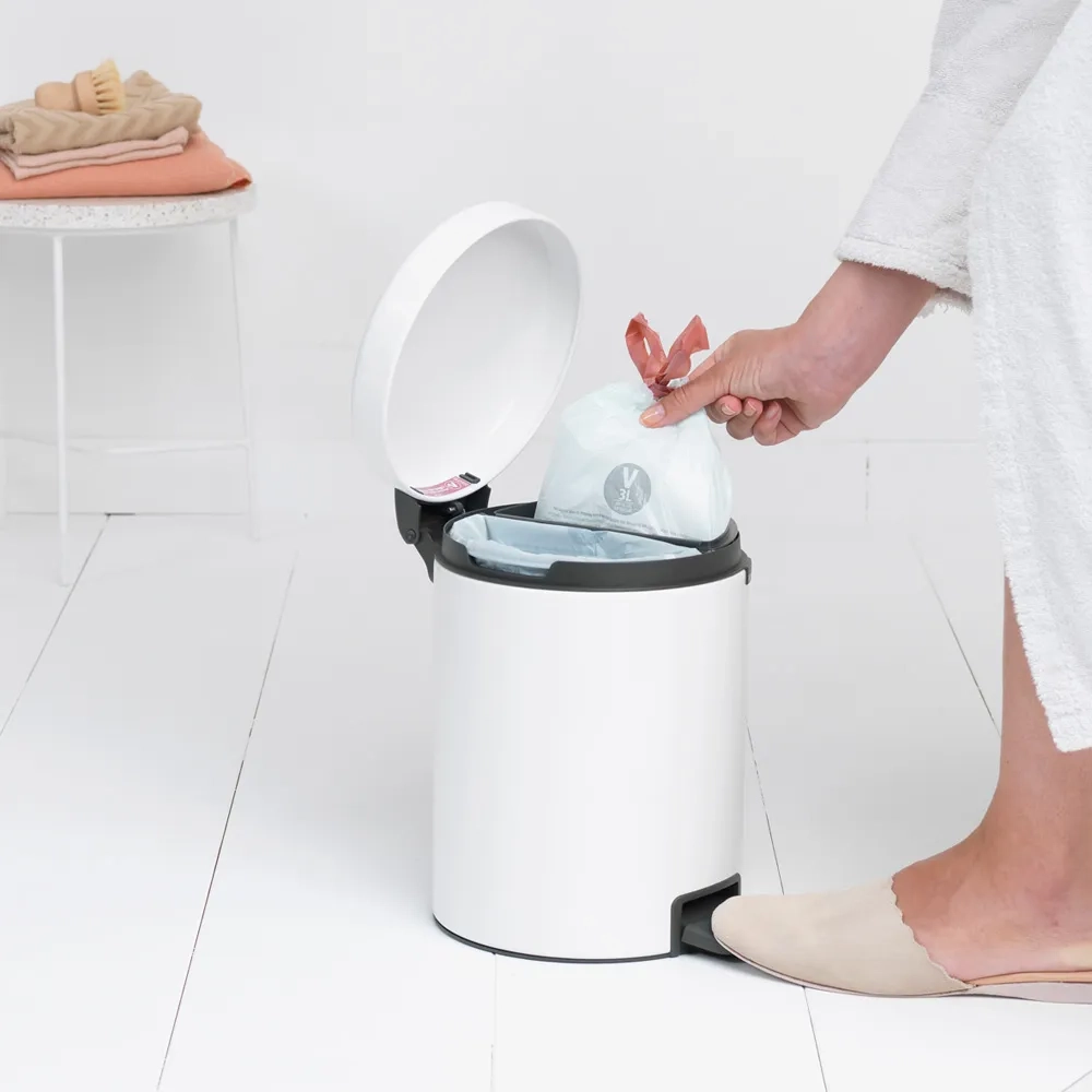Brabantia Контейнер для мусора NewIcon 2x2л белый 280429