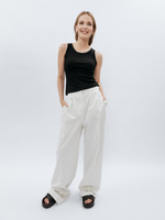 Топ Basic Black