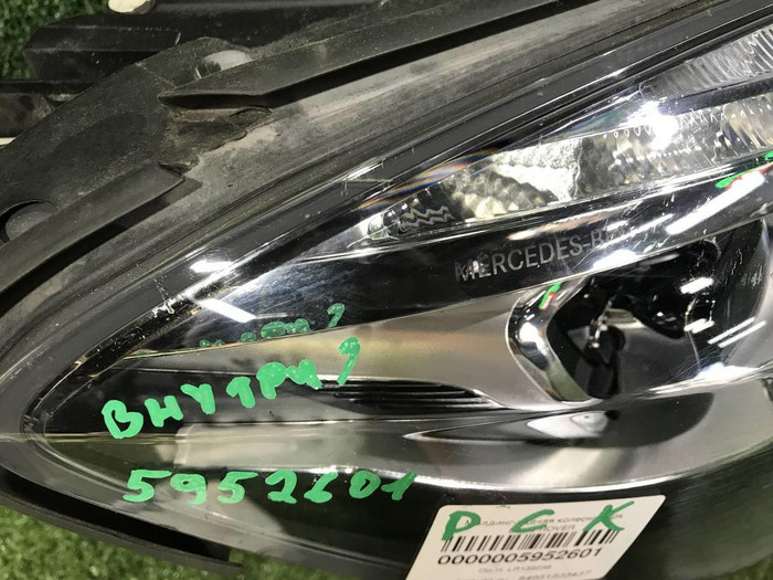 Фара правая Mercedes S W222 (2013-2017) LED
