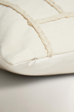 ZARA HOME ЧЕХОЛ ДЛЯ ДЕКОРАТИВНОЙ ПОДУШКИ С КОНТРАСТНЫМИ ДЕТАЛЯМИ, СВЕТЛО-БЕЖЕВЫЙ