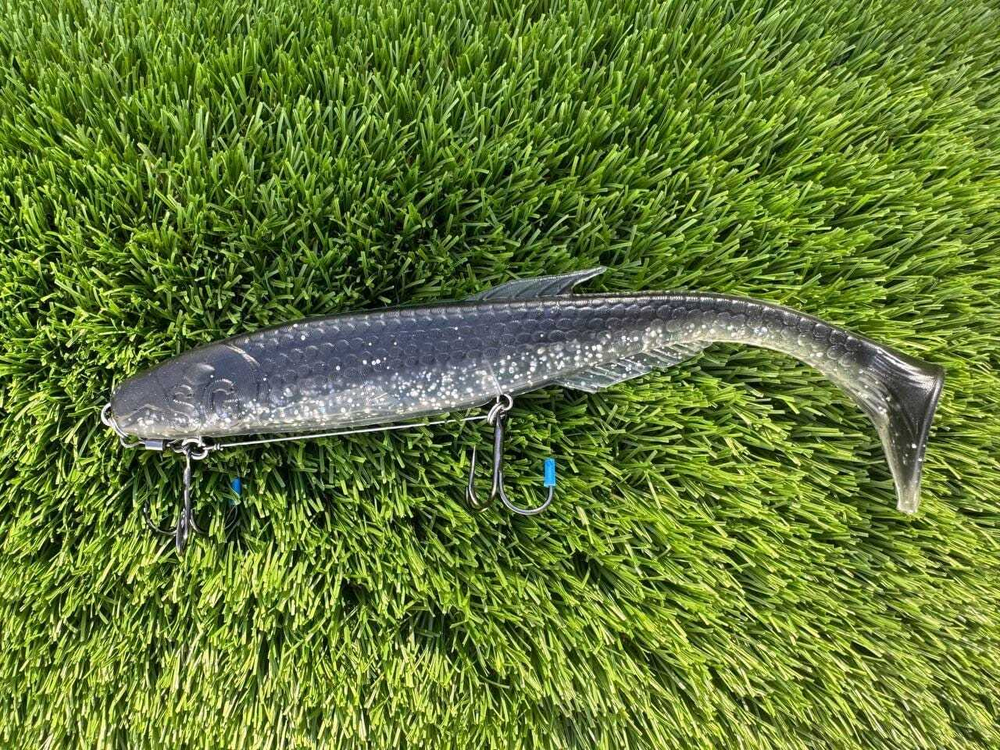 Силикон SnastiGood Kasper XXL 24 см со стингером (1 шт.)