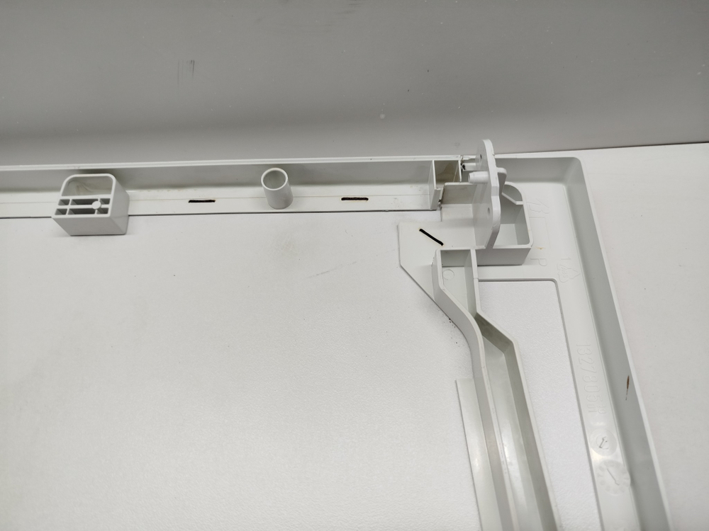 LS62840L кт255 Декоративная крышка для стиральной машины AEG 132780501 б/у