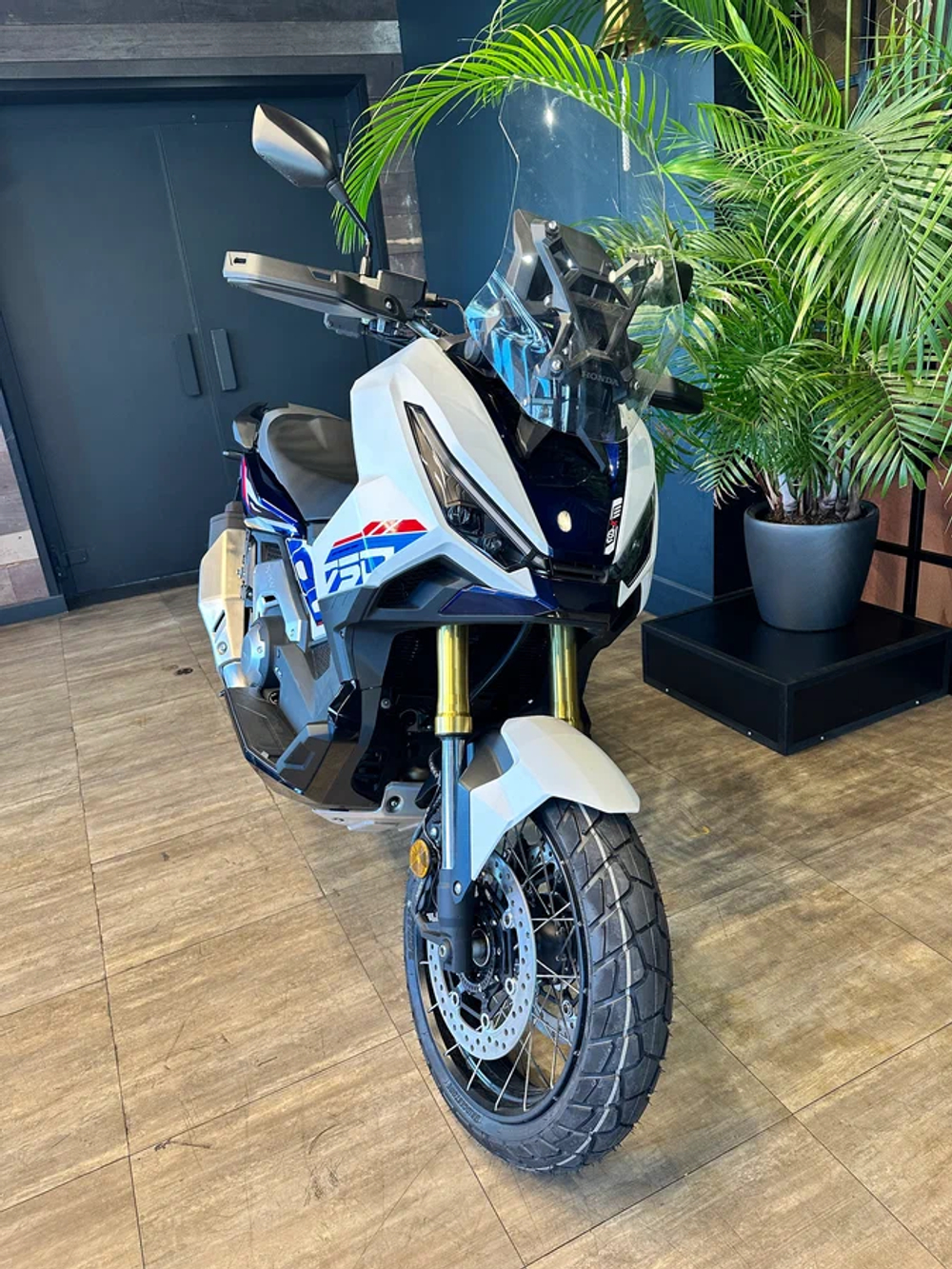 HONDA ADV750T special edition