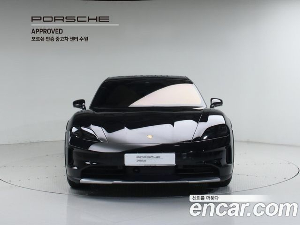 Porsche Taycan 4S Cross Turismo — 2025