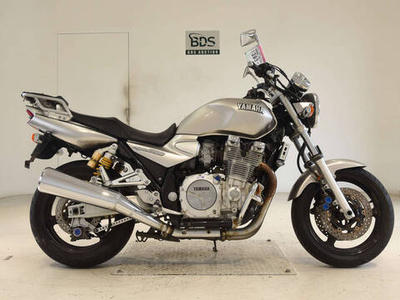 Yamaha XJR1300 2003