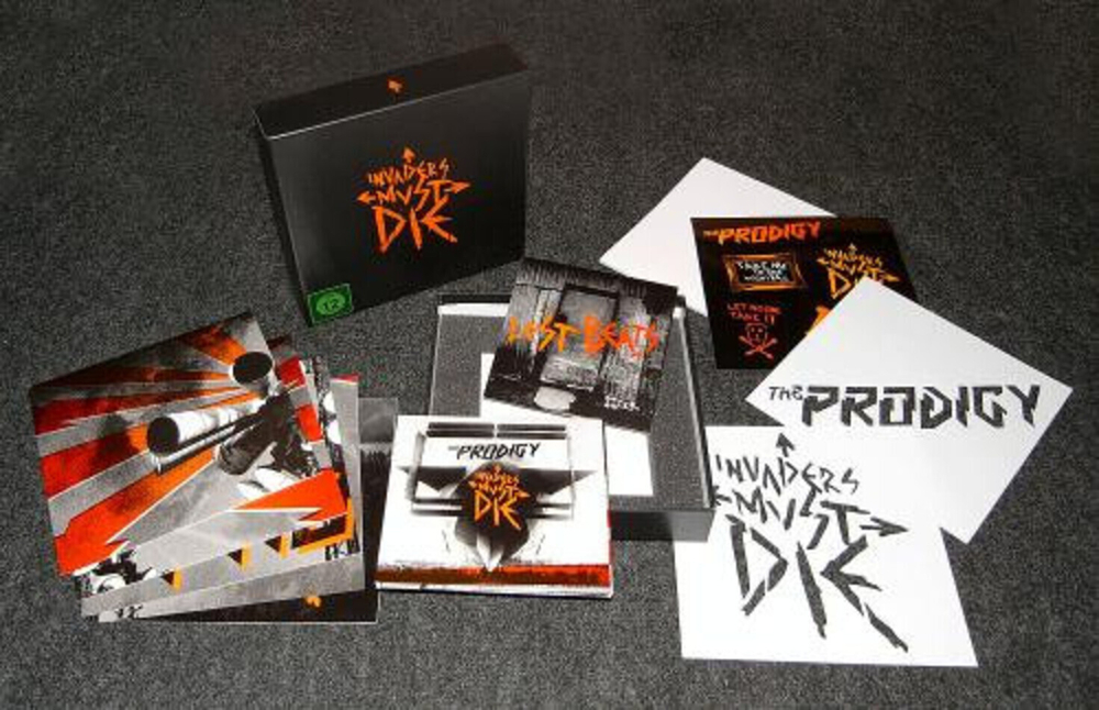 The Prodigy / Invaders Must Die (Deluxe Edition)(Coloured Vinyl)(5x7"Vinyl Single+2CD+DVD)