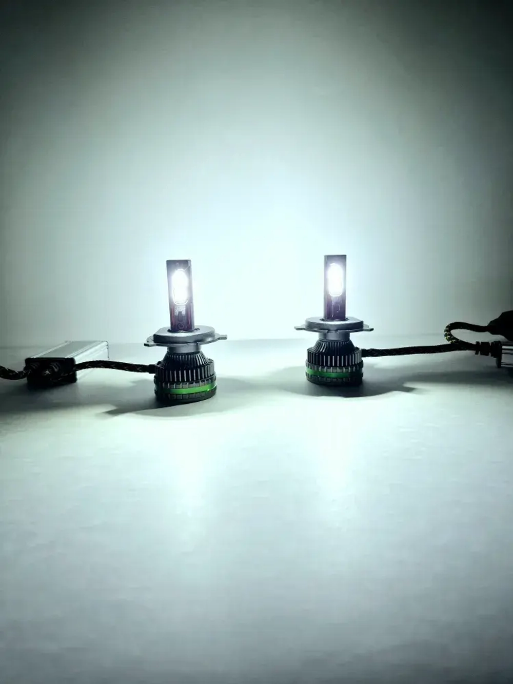 H4 (LED) / Светодиодные (H4) лампы, K18 High Power, 300 Вт - 12-24 вольт (2 шт. / комплект) НЕ