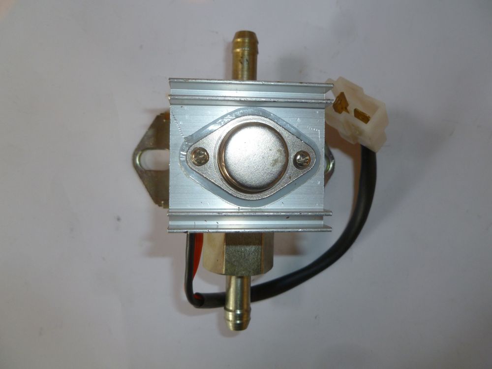 Насос электрический топливоподкачивающий для SDG 10 000,12 000 (12V)
