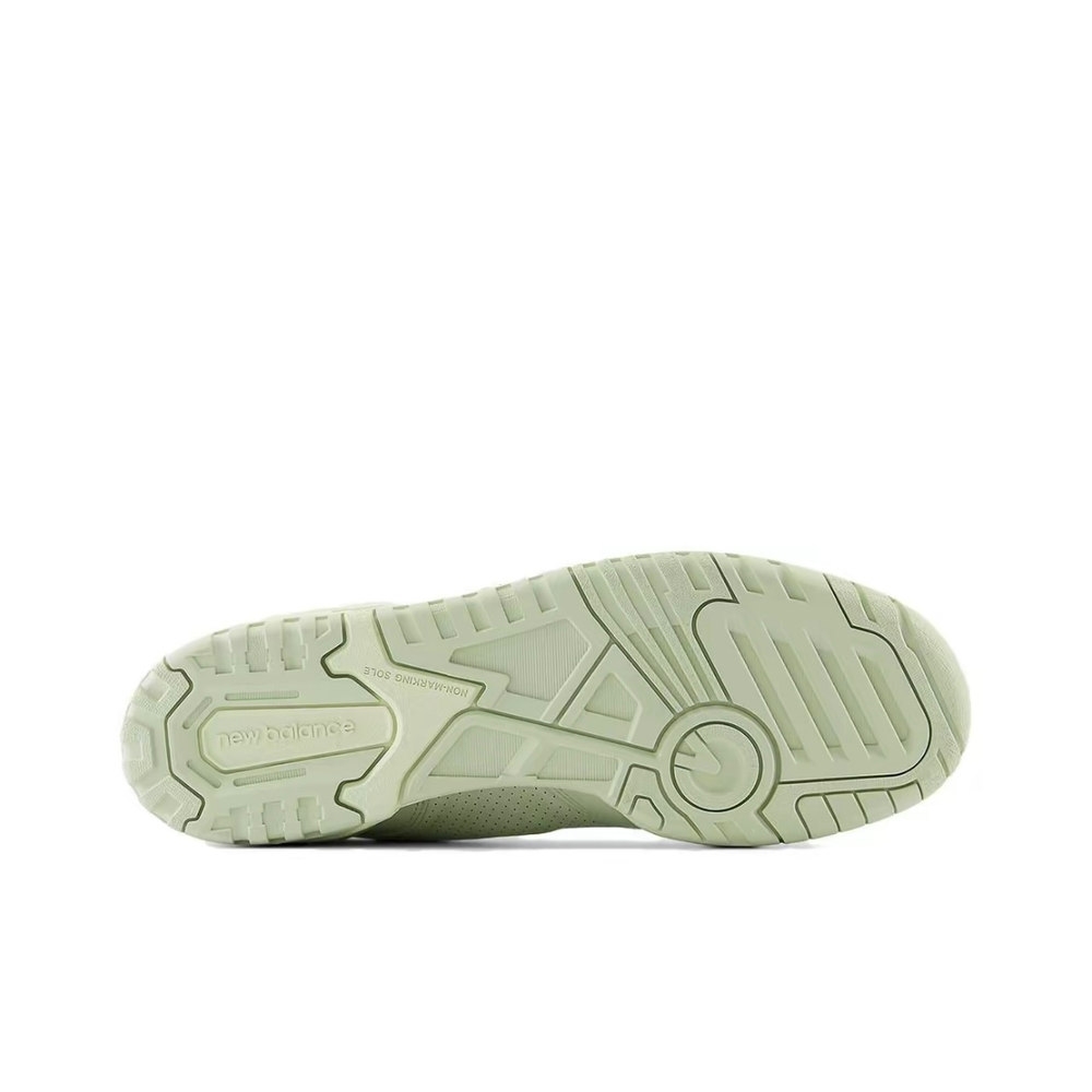 New Balance 550 "Deep Lichen Green"