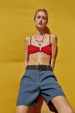 БЕРМУДЫ С ЗАЩИПАМИ И РЕМНЕМ — ZARA