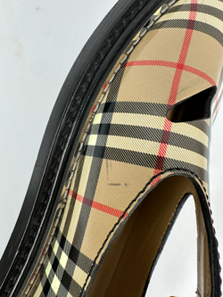 Сандалии Burberry