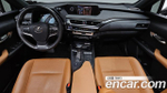 Lexus UX250h 2.0 2WD — 2019