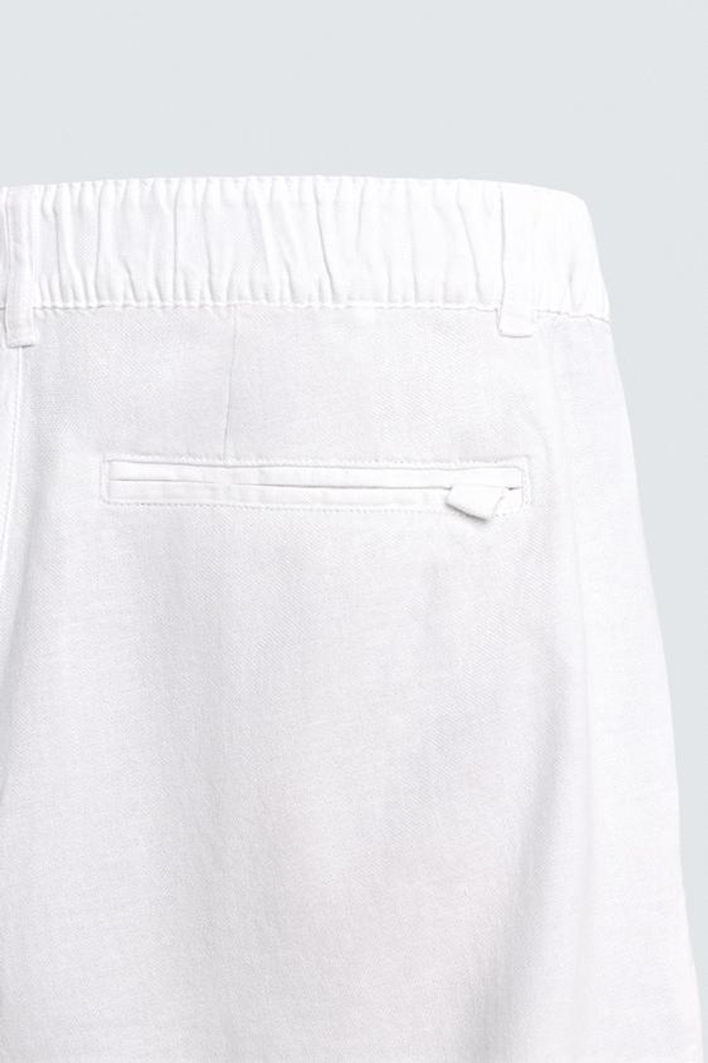 ZARA ШОРТЫ REGULAR FIT ИЗ РЕЛЬЕФНОЙ ТКАНИ, БЕЛЫЙ