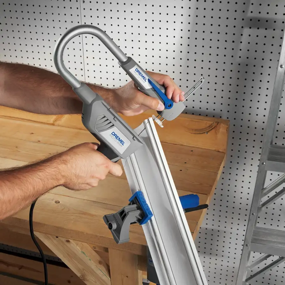 Стационарный лобзик ® Moto-Saw DREMEL F013MS20JC