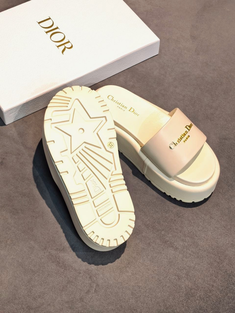 Сабо Christian Dior