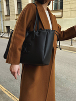 Celine Cabas Drawstring Cuir Triomphe 