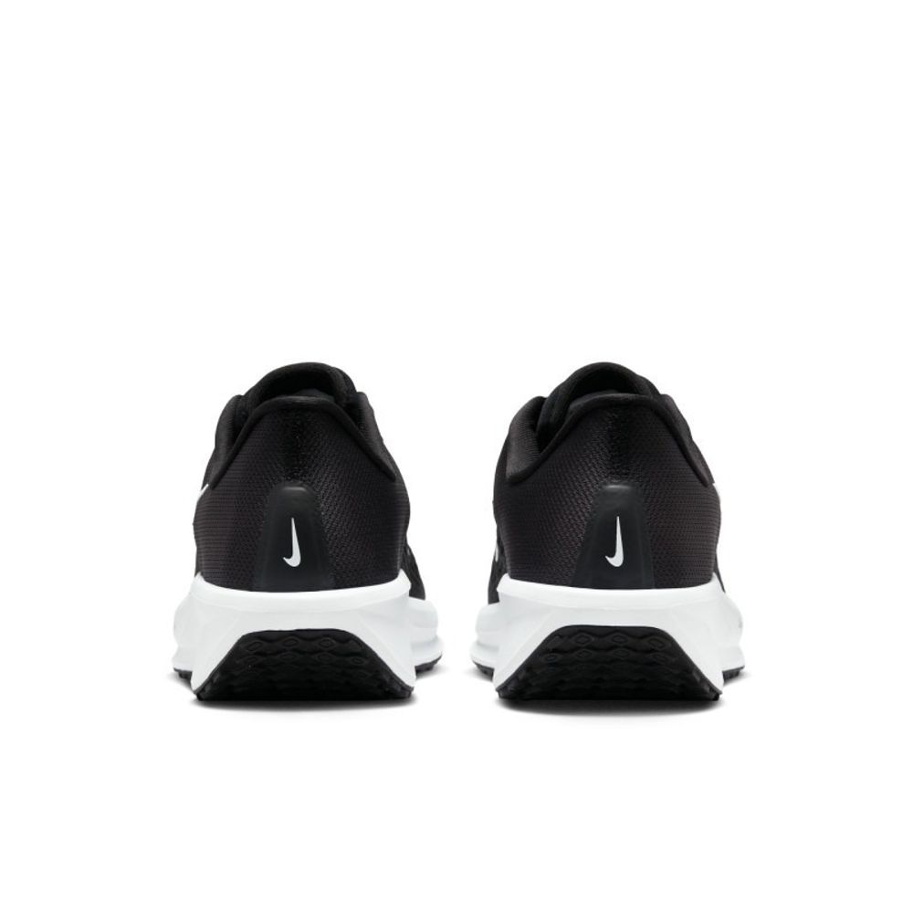 Кроссовки мужские NIKE Quest 6