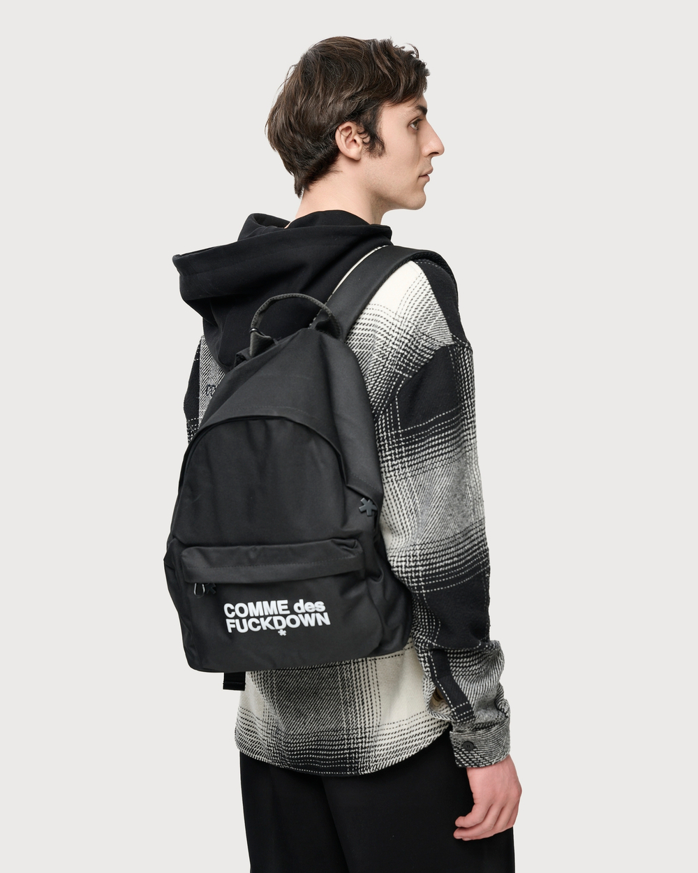 COMME DES FUCKDOWN РЮКЗАК ЧЕРНЫЙ С ЛОГОТИПОМ БРЕНДА