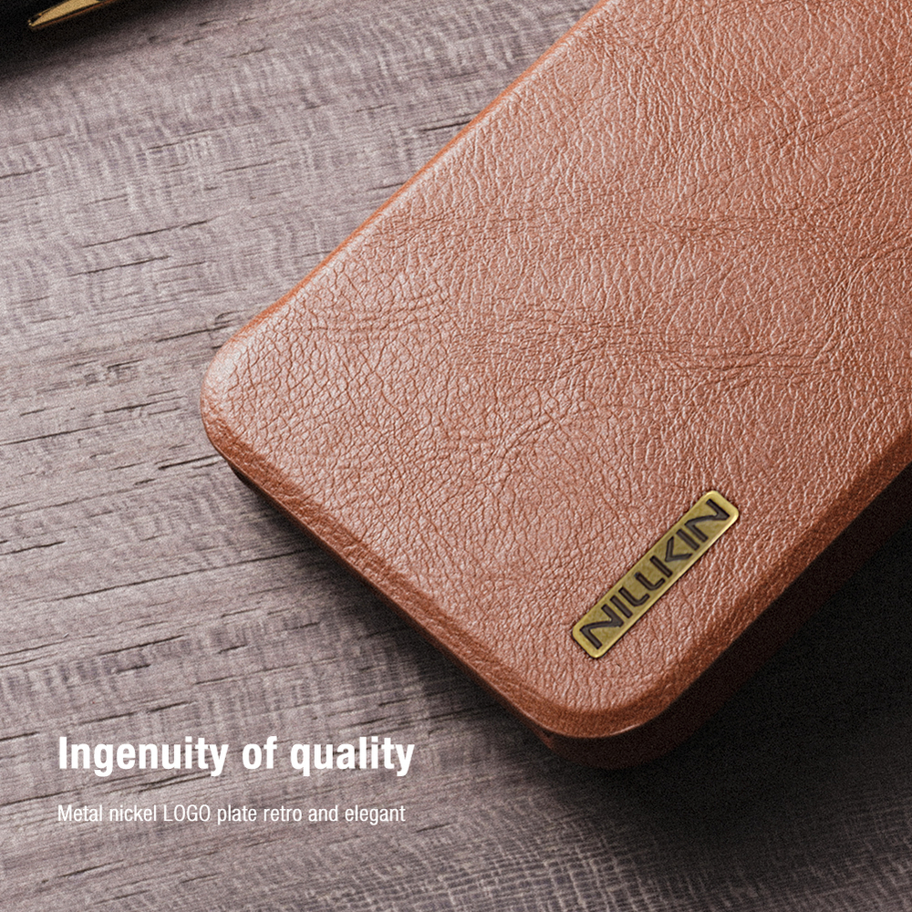 Кожаный чехол книжка коричневого цвета от Nillkin для Samsung Galaxy S25 Ultra, серия Qin Pro Leather с сдвижной защитной шторкой для камеры