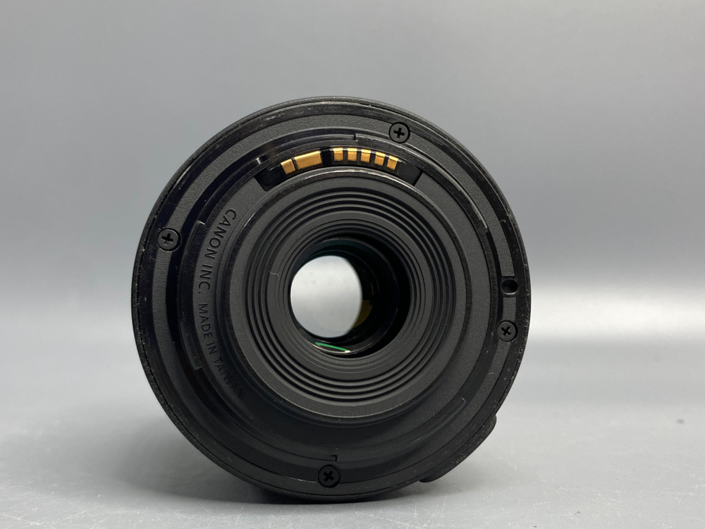 Canon 1200D Kit EF-S 18-55mm 38.000 кадров
