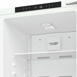 Встраиваемый холодильник Hotpoint HBT 18