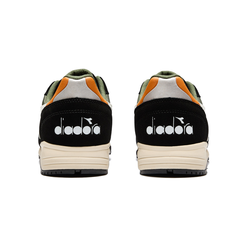 Кроссовки Diadora N902