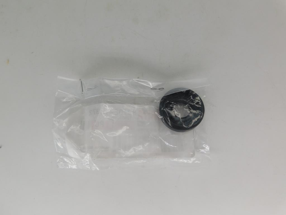 Сальник помпы Yamaha FJR1300 FZ1 FZS1000 XVS1300 YZF-R1 YZF-R7 93102-12372-00