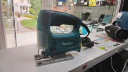 Электролобзик makita 4329