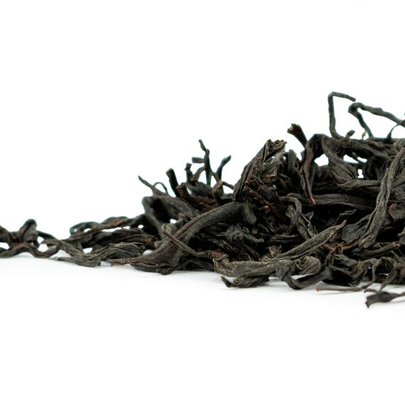 Zhengshan Xiaozhong (Lapsang Souchong) with a floral aroma
