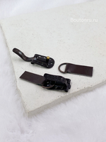 Шубный крючок коричневый