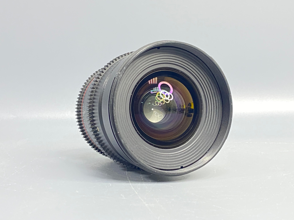 Samyang 24mm T1.5 ED AS UMC II Canon EF с нюансом
