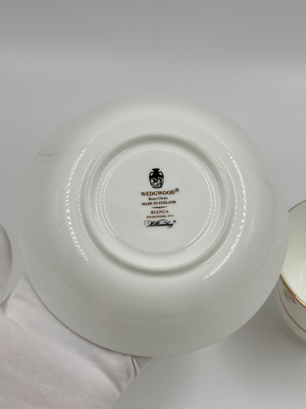 Чайная пара Wedgwood, Bianca