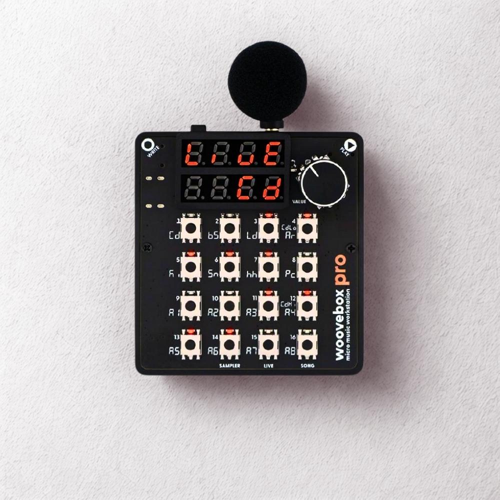 Woovebox Pro + Teenage Engineering EP-2350 FX Mic