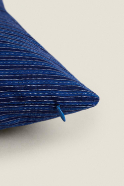 ZARA HOME ЧЕХОЛ НА ПОДУШКУ В ГОРИЗОНТАЛЬНУЮ ПОЛОСКУ, СИНИЙ